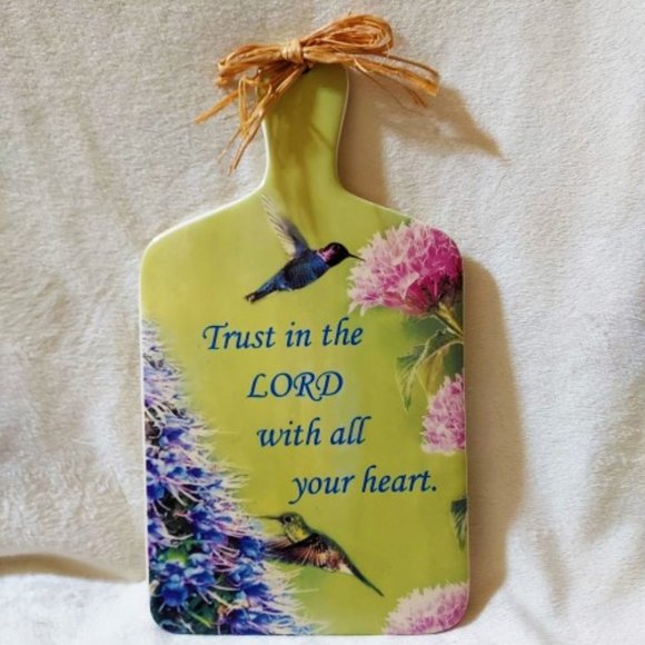 Trust in the Lord with All Your Heart Hummingbird Porcelain Chopping Block NEW - Picture 1 of 4